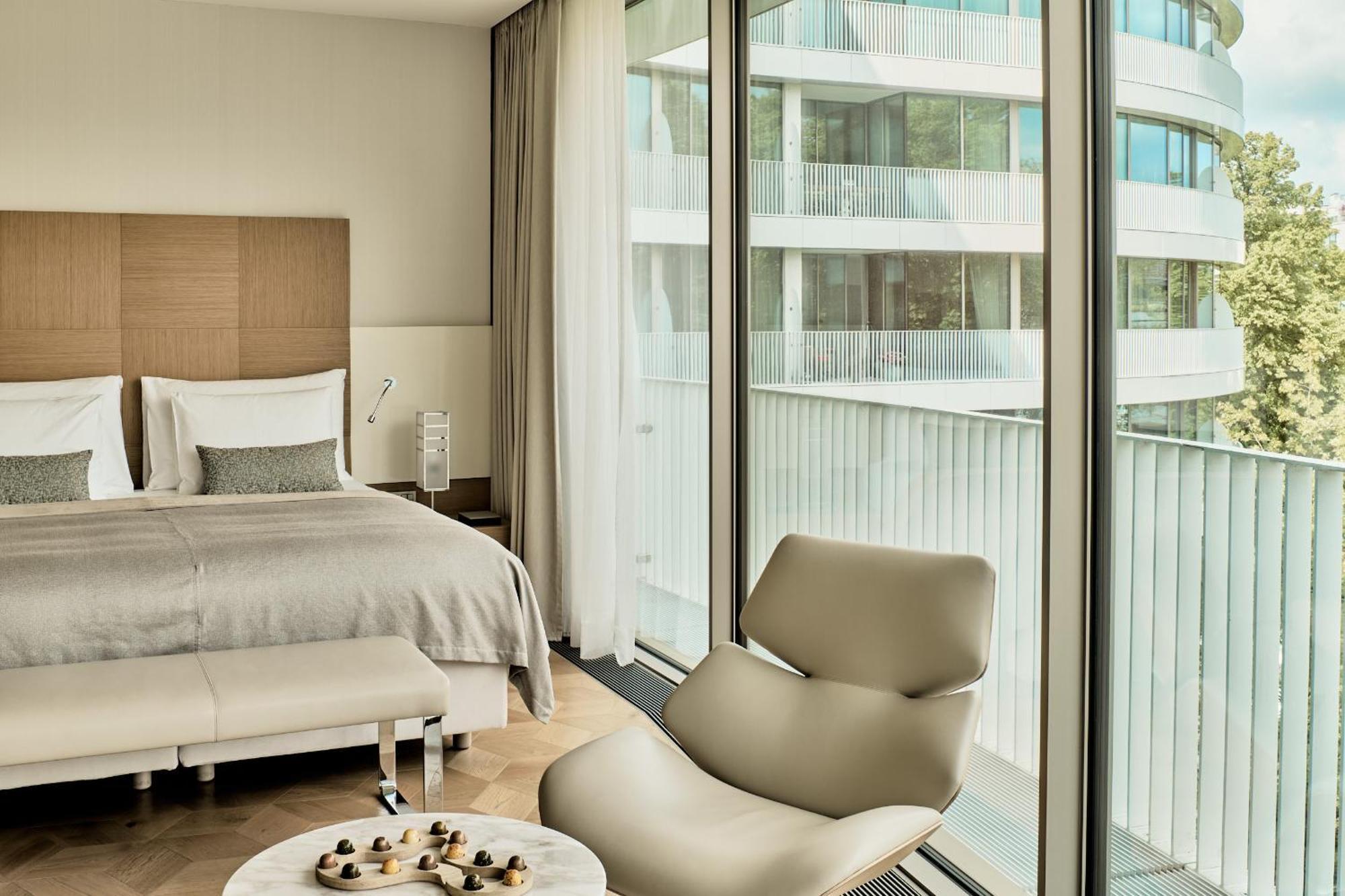The Fontenay Hamburg Zewnętrze zdjęcie A room at the hotel