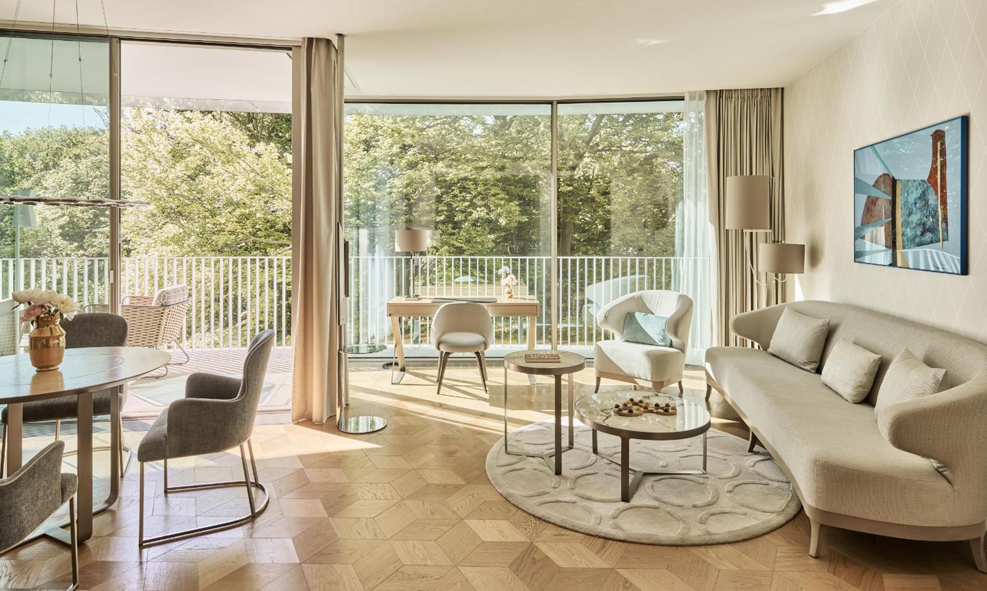 The Fontenay Hamburg Zewnętrze zdjęcie Interior of a typical apartment